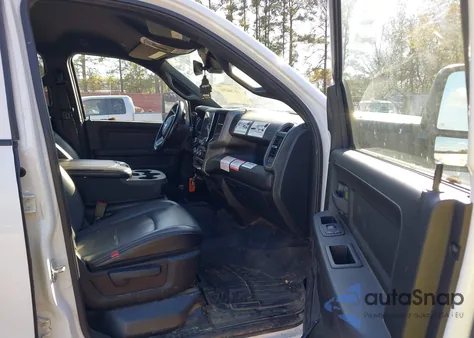 2023 Ram 2500 from USA, damaged, VIN 3C6UR5CL9PG544455